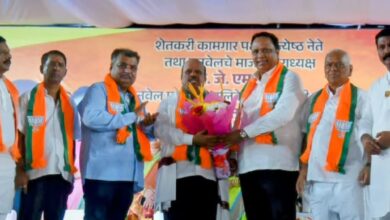JM Mhatre-Pritam Mhatre Joins BJP with hundreds of workers