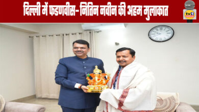 Chief Minister Fadnavis Meets National President