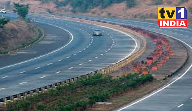 Excitement Peaks at the Ganga Expressway Inauguration Site