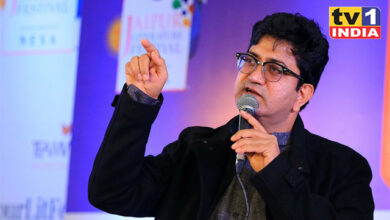 Prasoon Joshi Appointed as New Chairman of Prasar Bharati