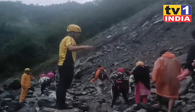 SDRF Saves Lives of Numerous Devotees in Kedarnath